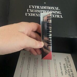 Il Makiage Lip Service High Shine lip Glaze Shade 574